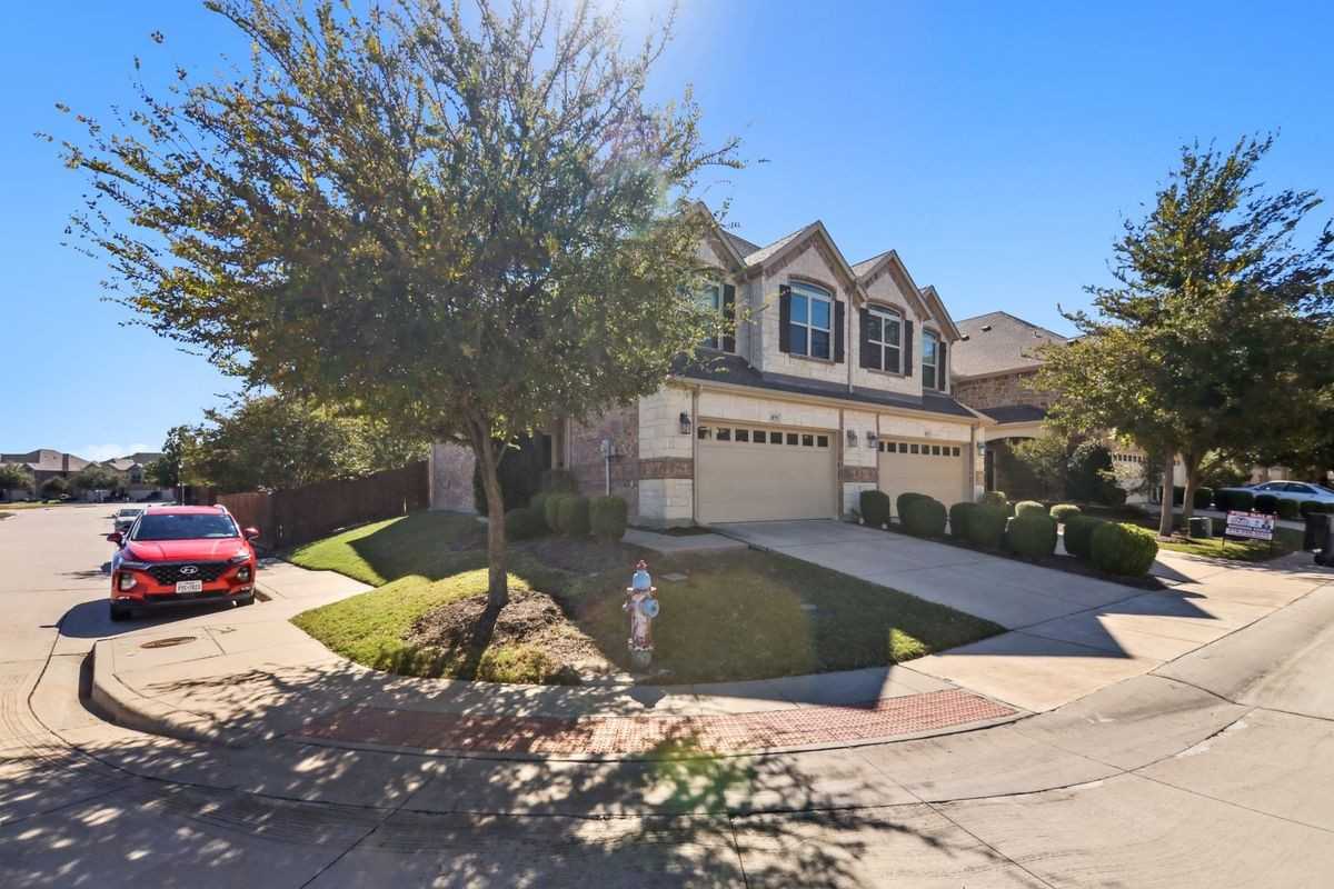 875 Merino Dr - Photo 2 of 21