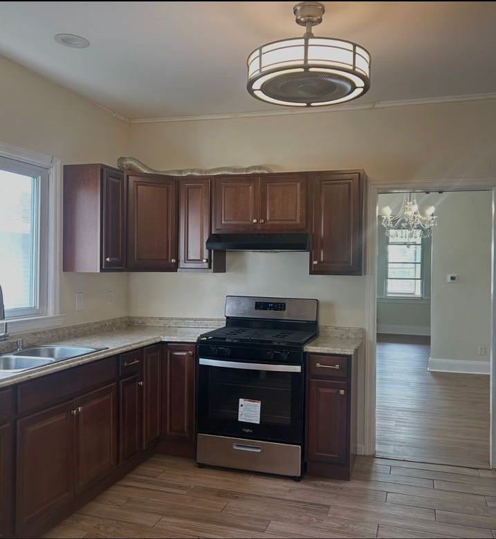 54 Wolf Pl ##2 - Photo 6 of 24