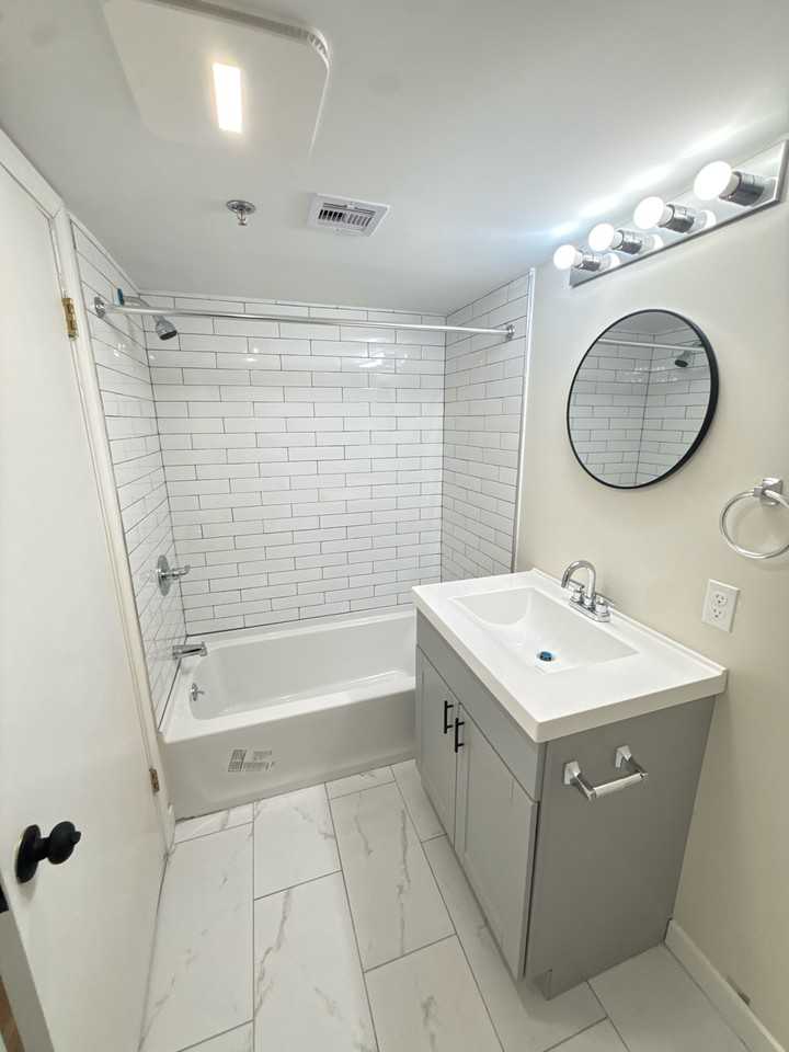 100 Wendell Ave #206 - Photo 5 of 6