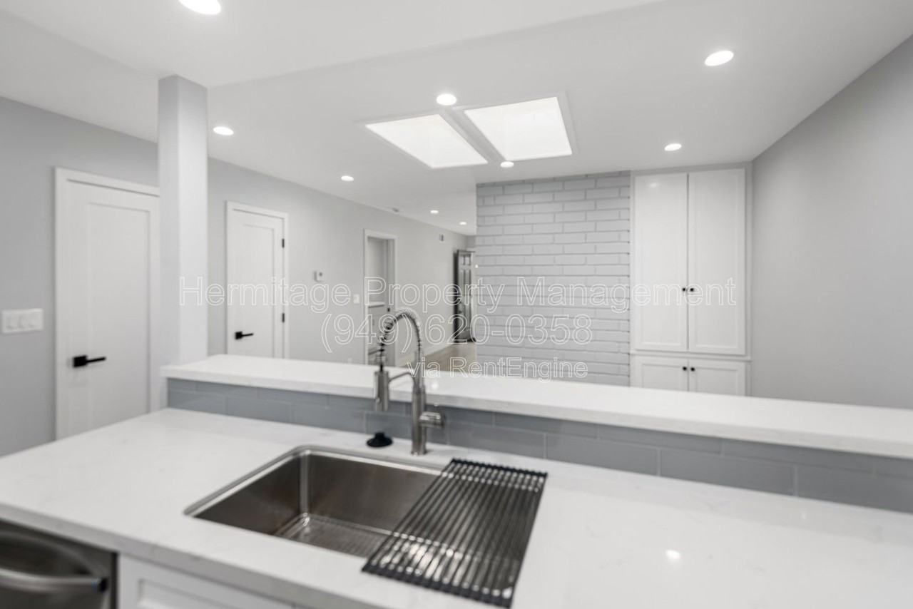 1199 E 1st St - Photo 6 of 22