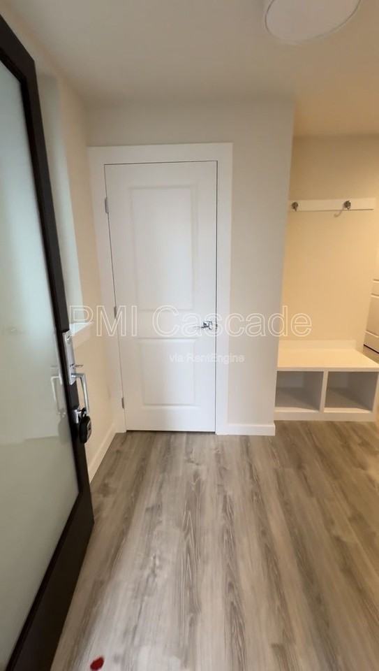 9227B 16th Ave Sw - Photo 6 of 33