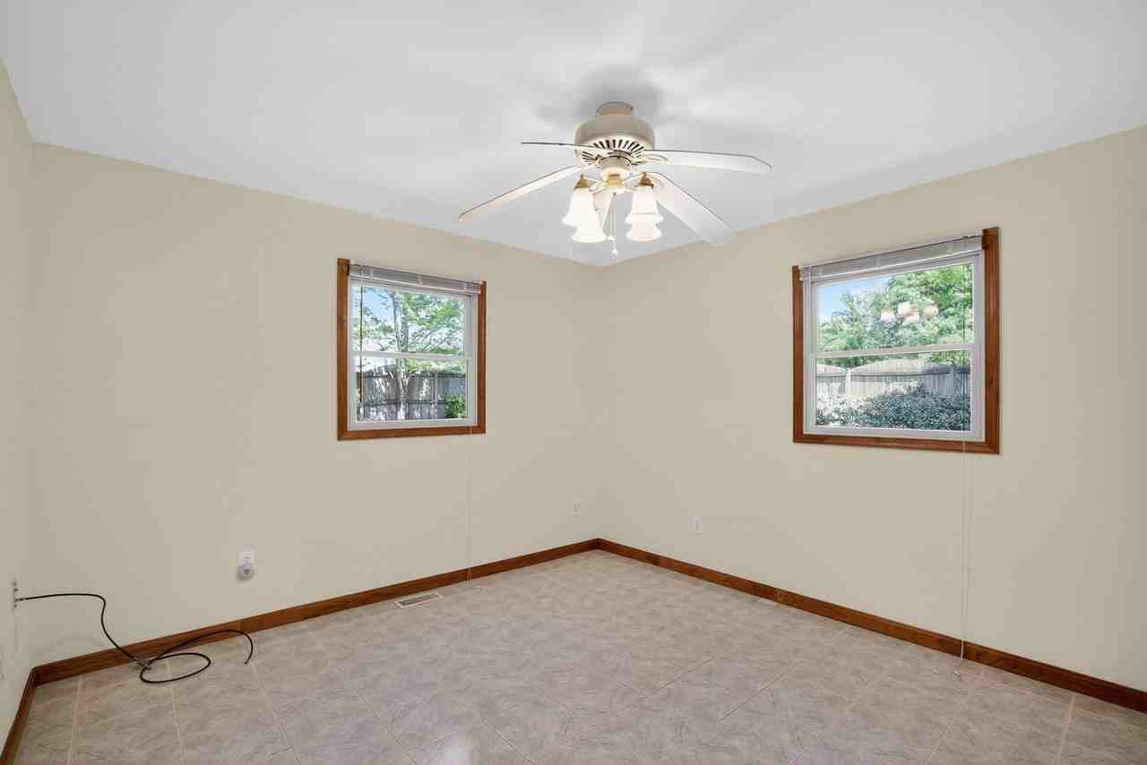 21909 Pegg Rd - Photo 6 of 14