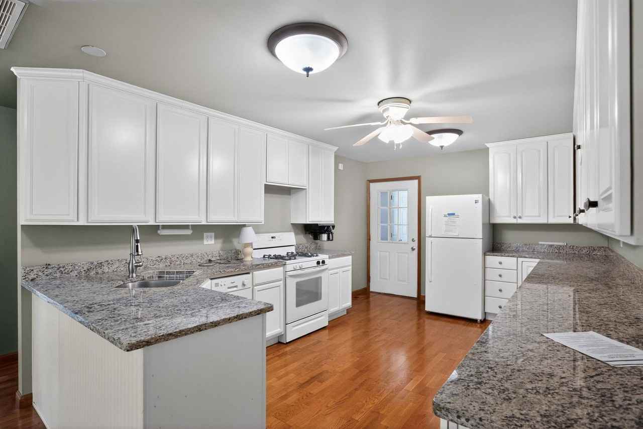 21909 Pegg Rd - Photo 7 of 14