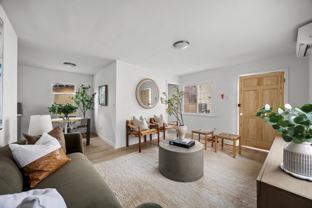 1510 W 52nd St #1510 - Photo 1 of 1