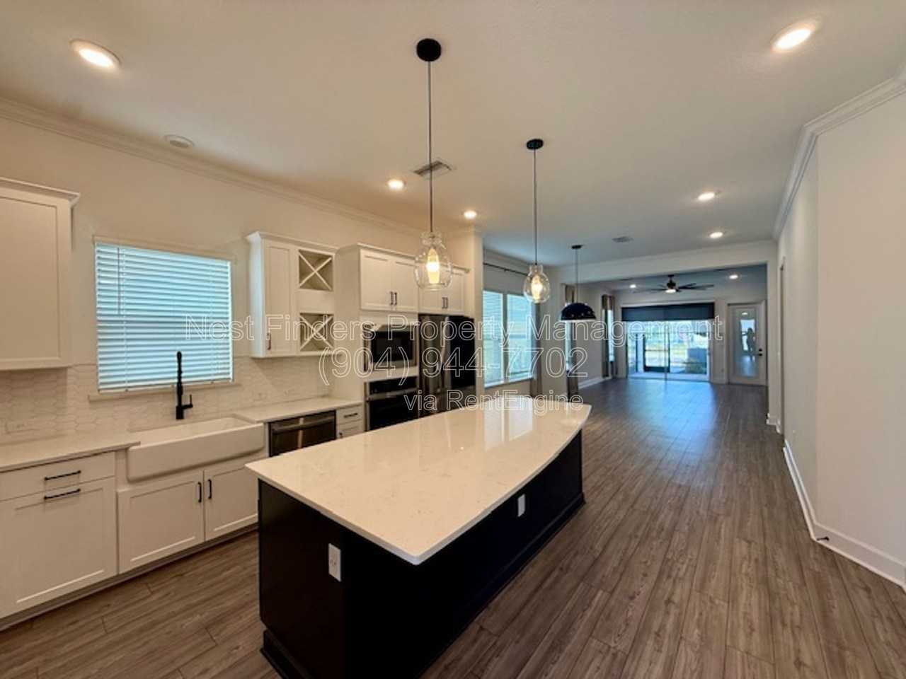 119 Martha Ct - Photo 6 of 43