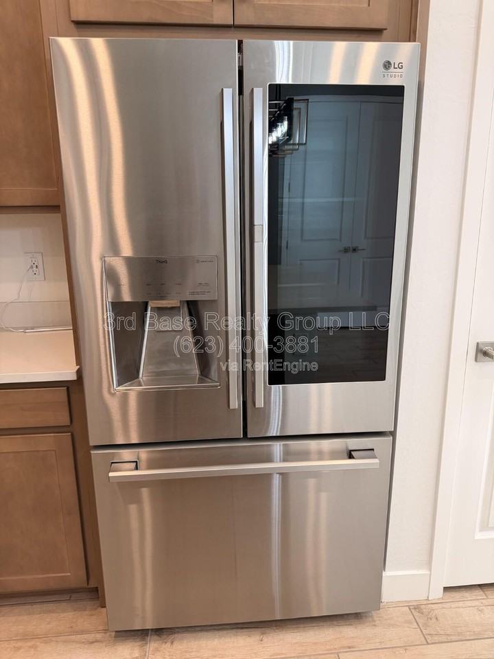 20363 W Sells Dr - Photo 5 of 22