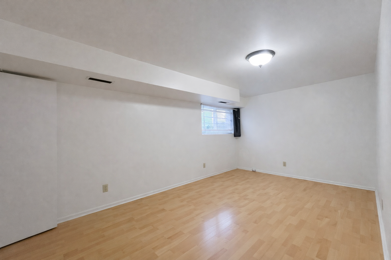 3200 East 25th Avenue - Photo 7 of 10