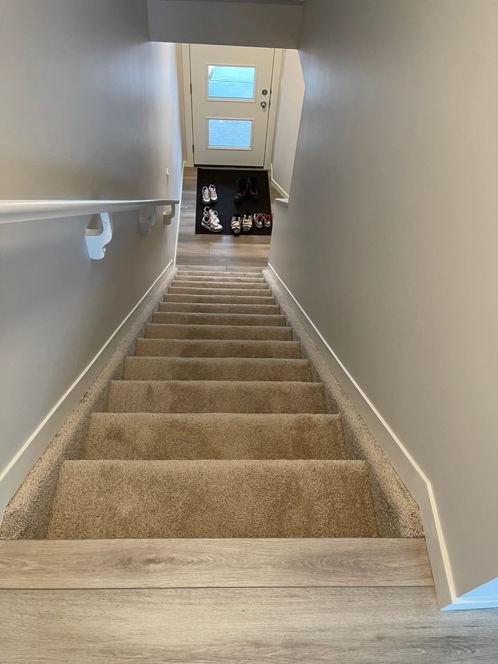 233 Marquis Blvd Ne - Photo 7 of 24