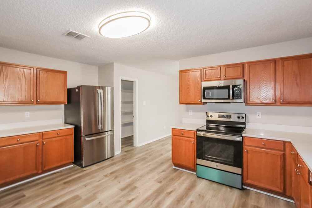 2141 Shawnee Trl - Photo 6 of 16