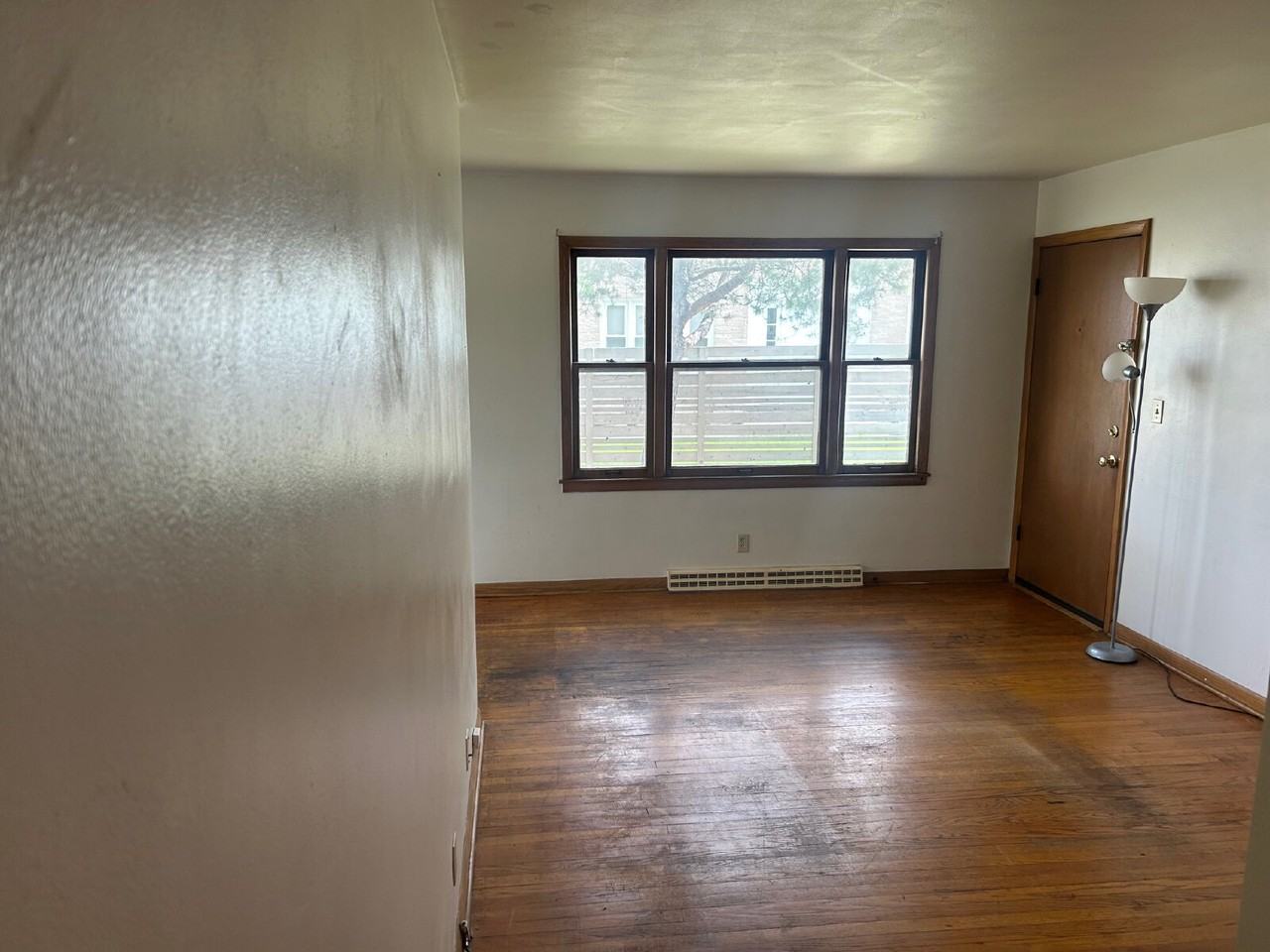 4715 W Wells St - Photo 7 of 12