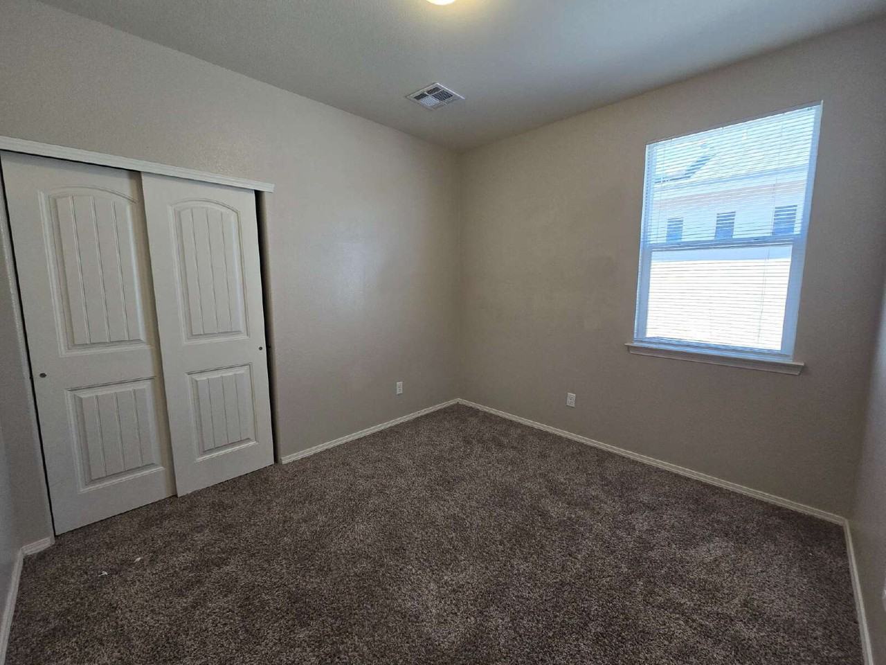 10624 Hidden Chapel Pl - Photo 5 of 15