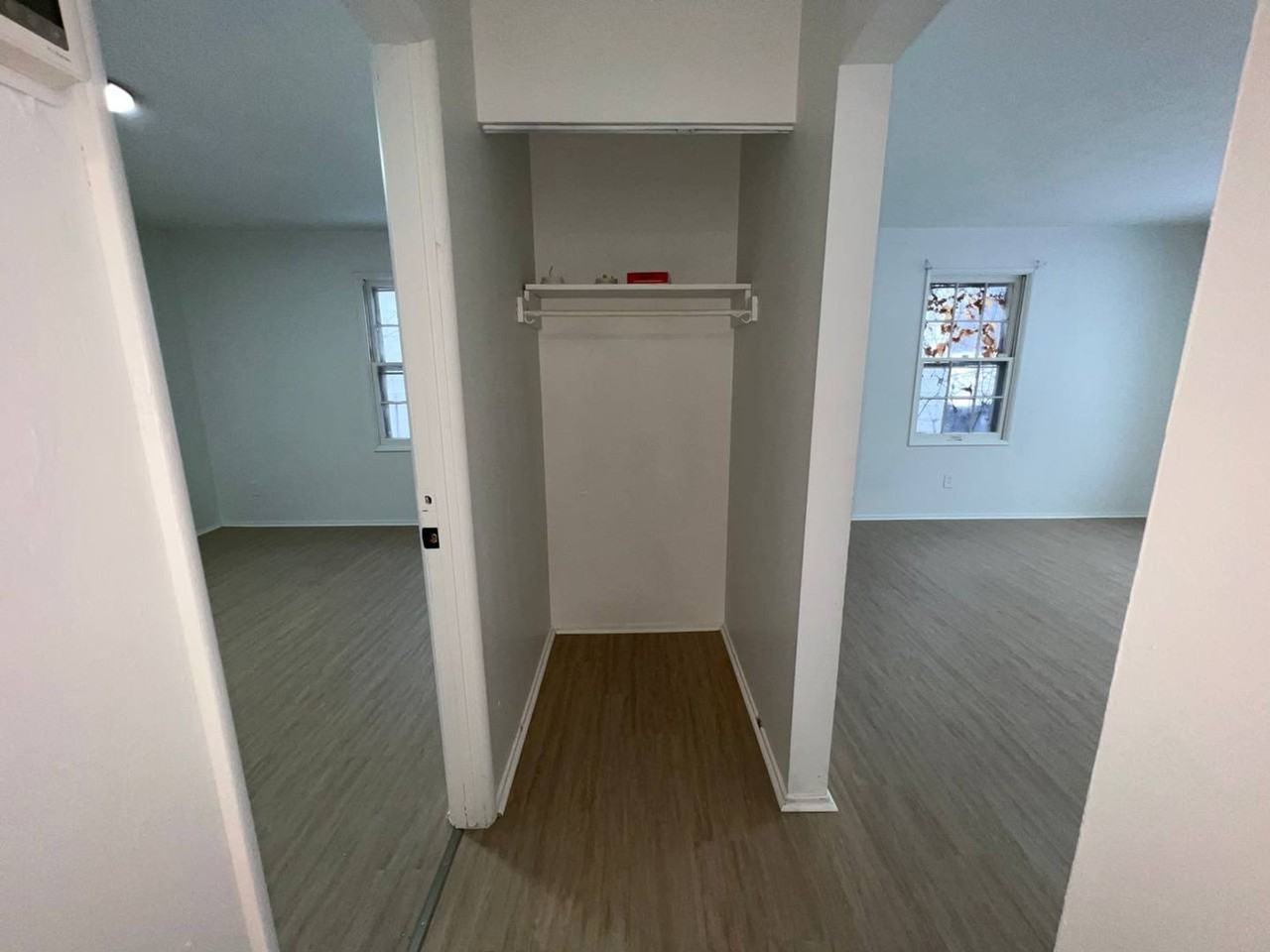 16805 Fairfax Ave - Photo 6 of 14