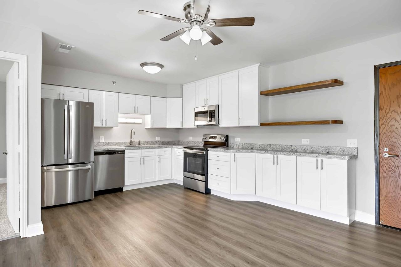 Ogden Court Apartments - Photo 2 of 25