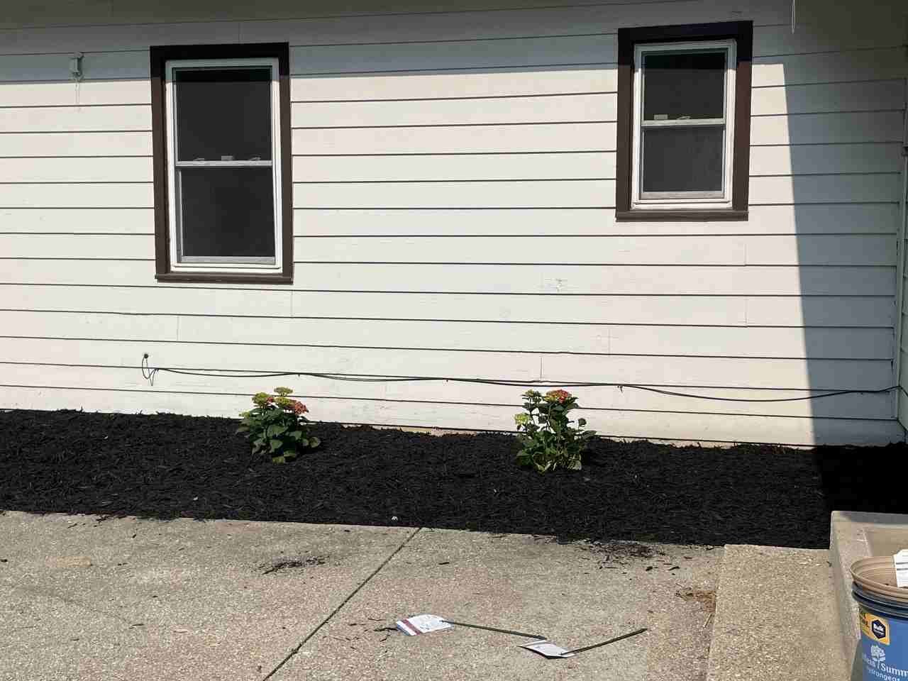 1164 Forest Hill Ave Se - Photo 4 of 12