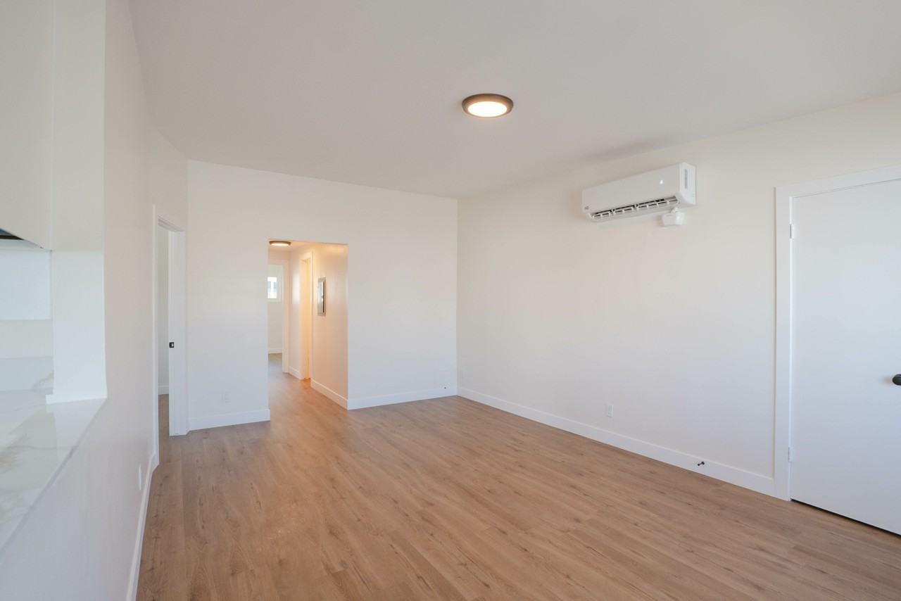 825 W 167th St #10 - Photo 4 of 17