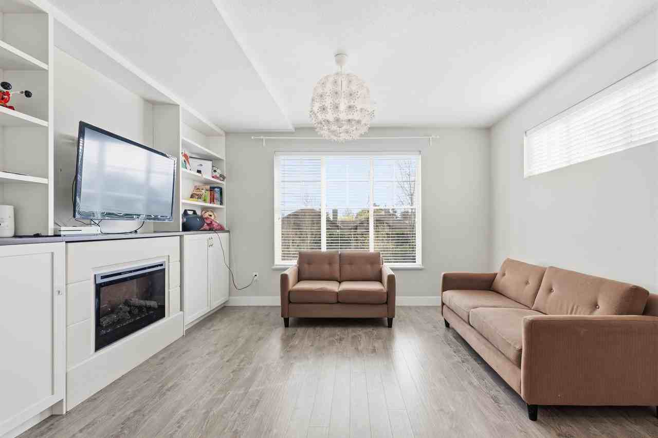 16228 16 Avenue #13 - Photo 3 of 23