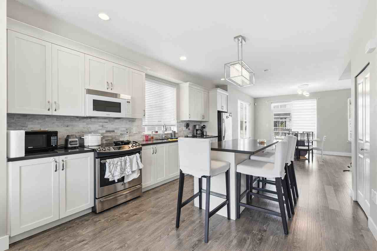 16228 16 Avenue #13 - Photo 6 of 23