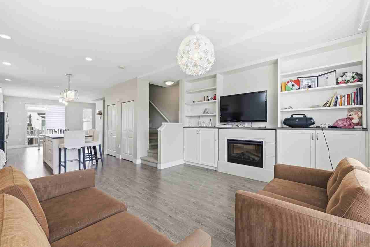 16228 16 Avenue #13 - Photo 7 of 23