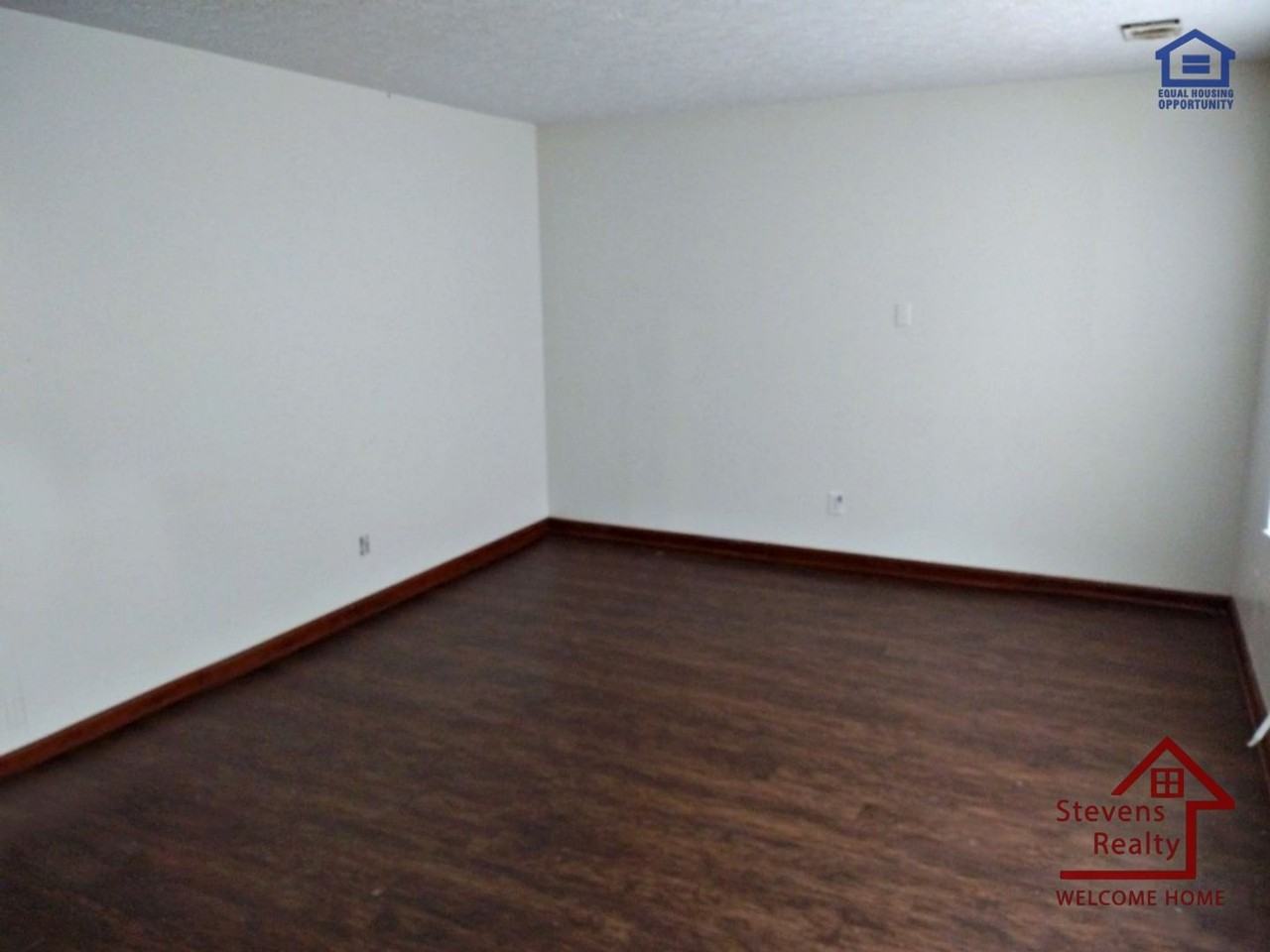 506 Davis St - Photo 7 of 13