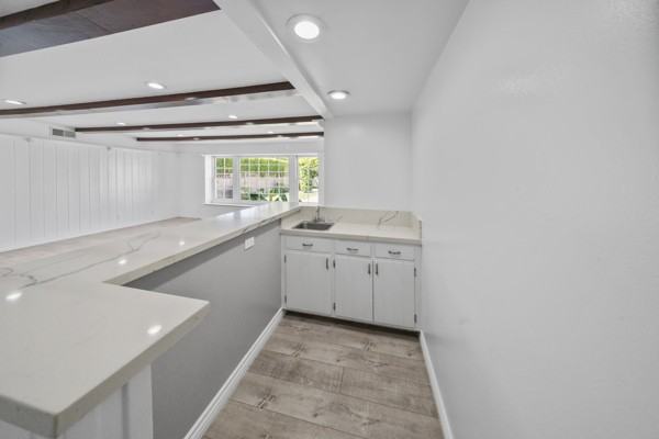 21801 Chatsworth St #NA - Photo 5 of 21