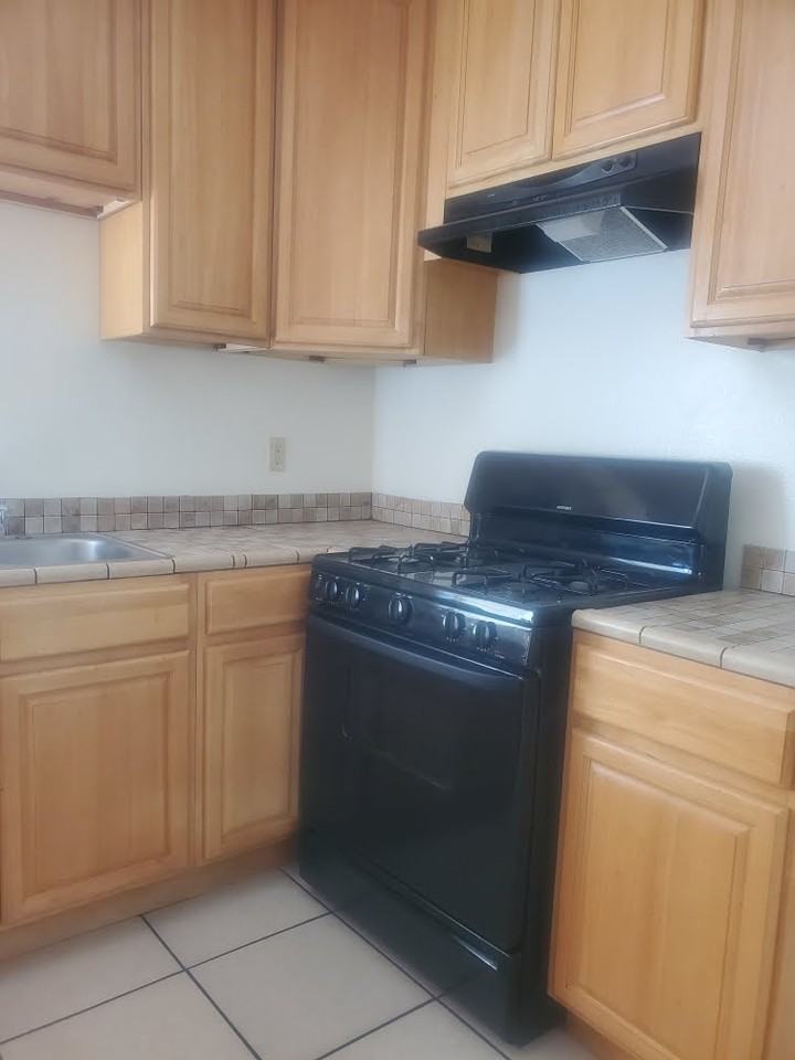 8109 Hillside St #NA - Photo 5 of 20