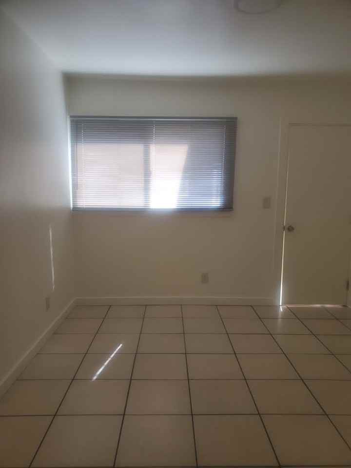 8109 Hillside St #NA - Photo 7 of 20