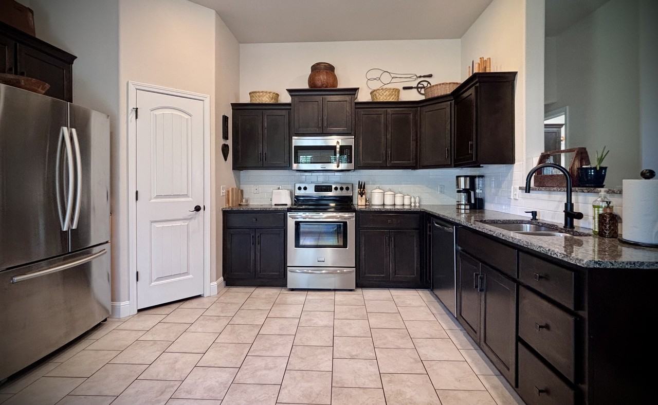 2610 S Jackson Ave #NA - Photo 6 of 32