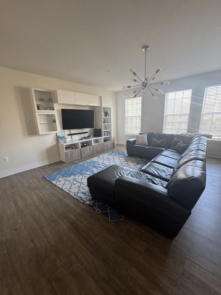 4244 Broad Hill Dr #B - Photo 6 of 20