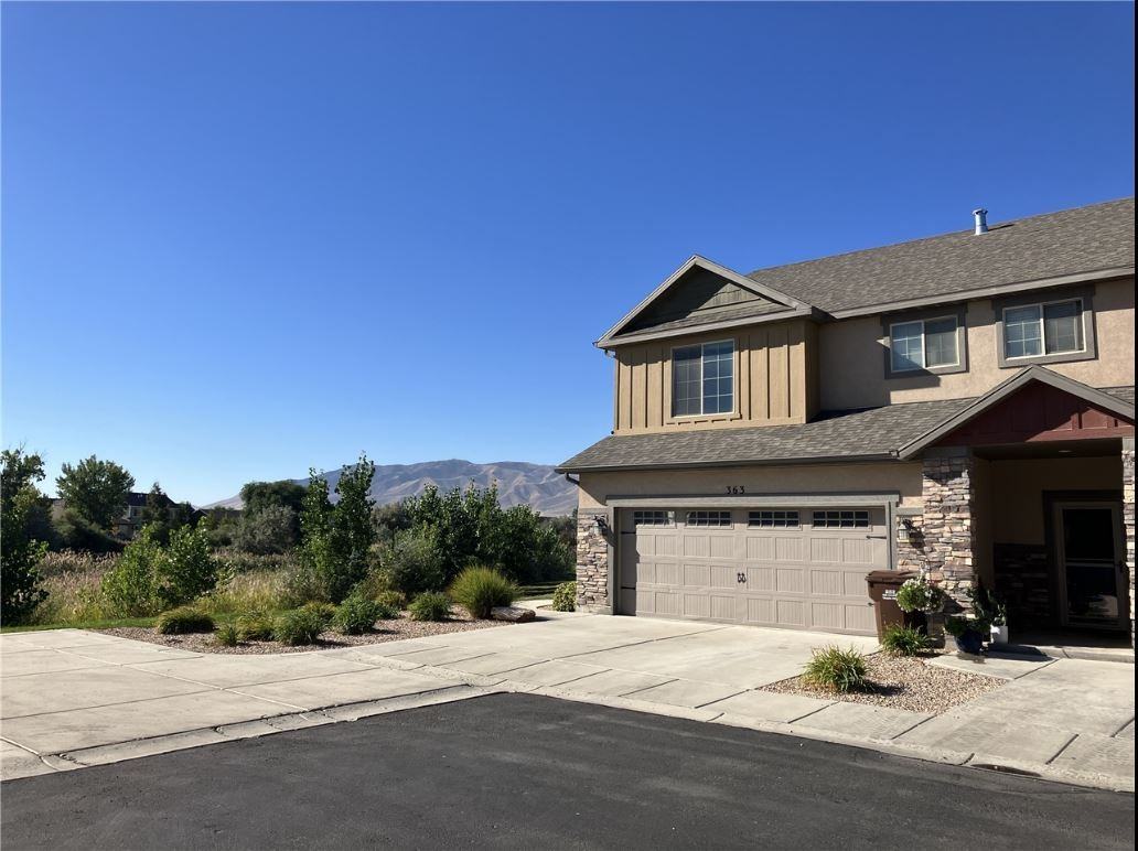 363 E Seagull Ln #363 - Photo 2 of 39