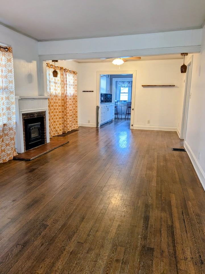 1021 E 76th St #NA - Photo 7 of 30