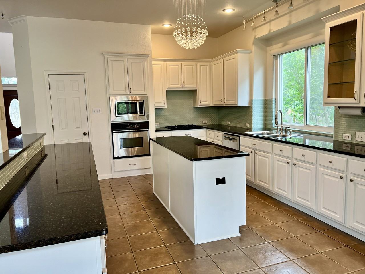 10408 Brimfield Dr #NA - Photo 5 of 21