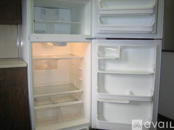 200 Kennedy Dr #3 - Photo 4 of 24