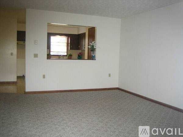 200 Kennedy Dr #3 - Photo 7 of 24