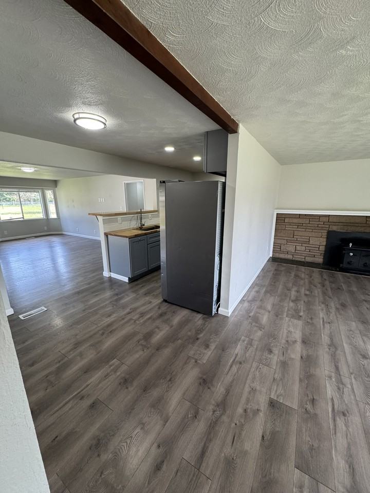 703 Military Rd E #NA - Photo 4 of 20