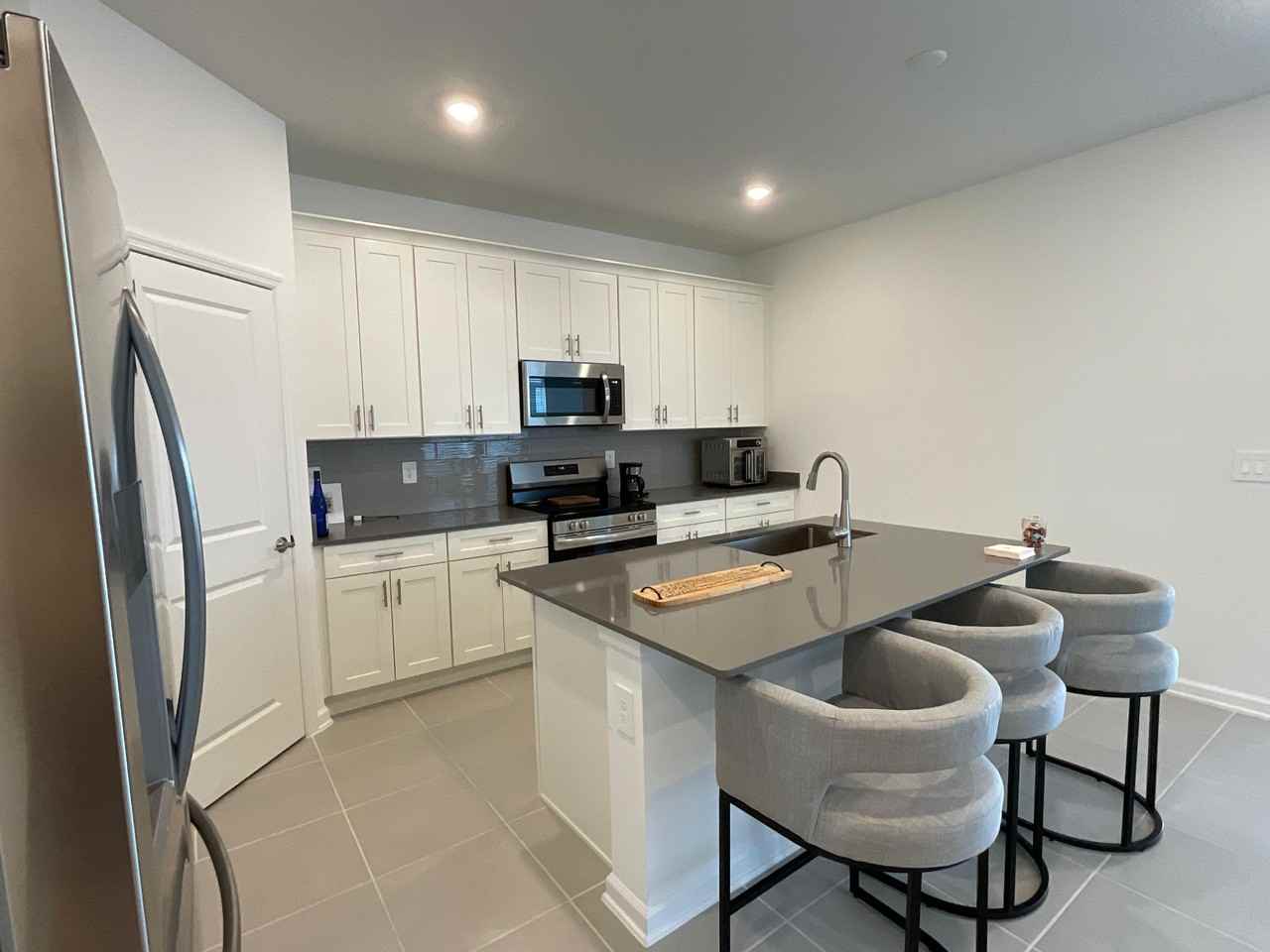 4287 Curacao Pl #NA - Photo 5 of 30