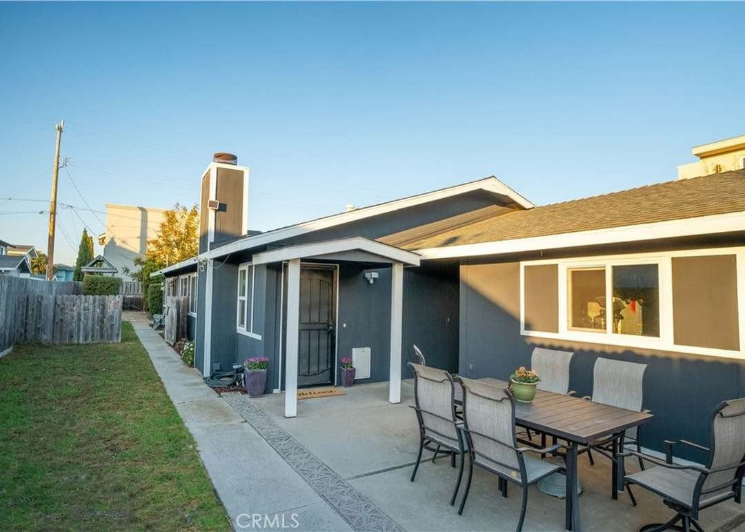 657 Trouville Ave #1 - Photo 4 of 13