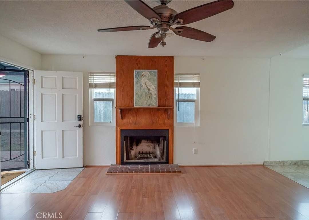 657 Trouville Ave #1 - Photo 5 of 13