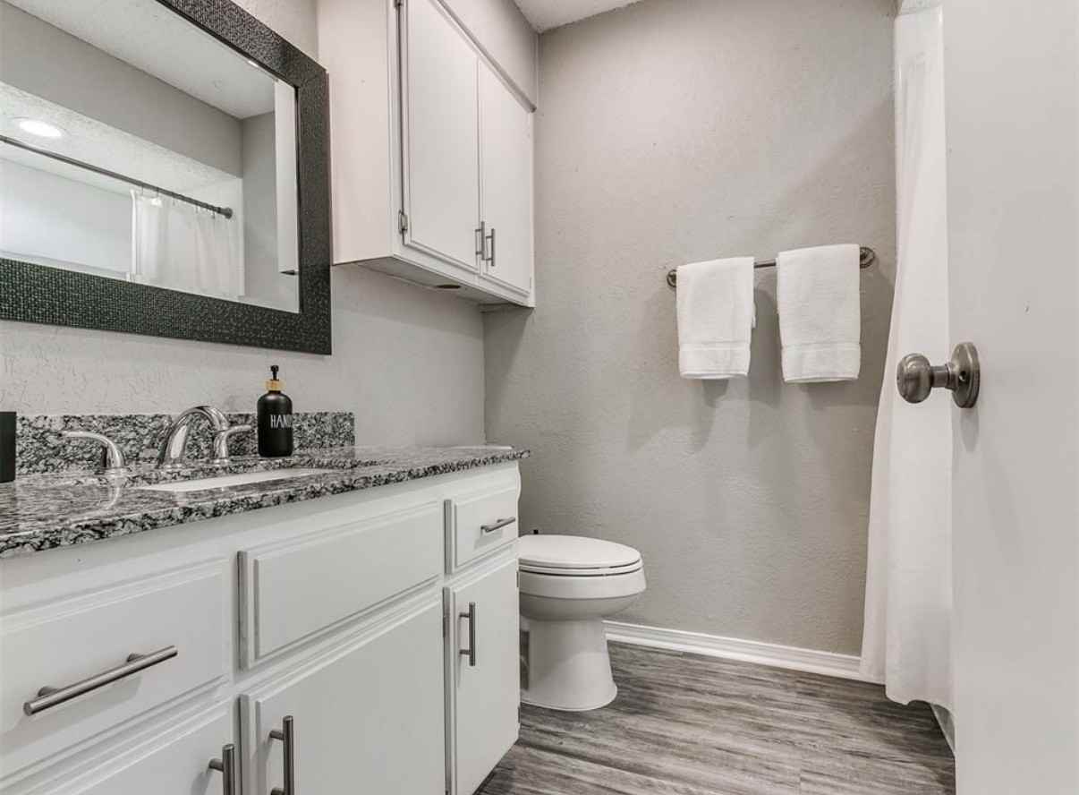 2020 W Brooks St #NA - Photo 4 of 31