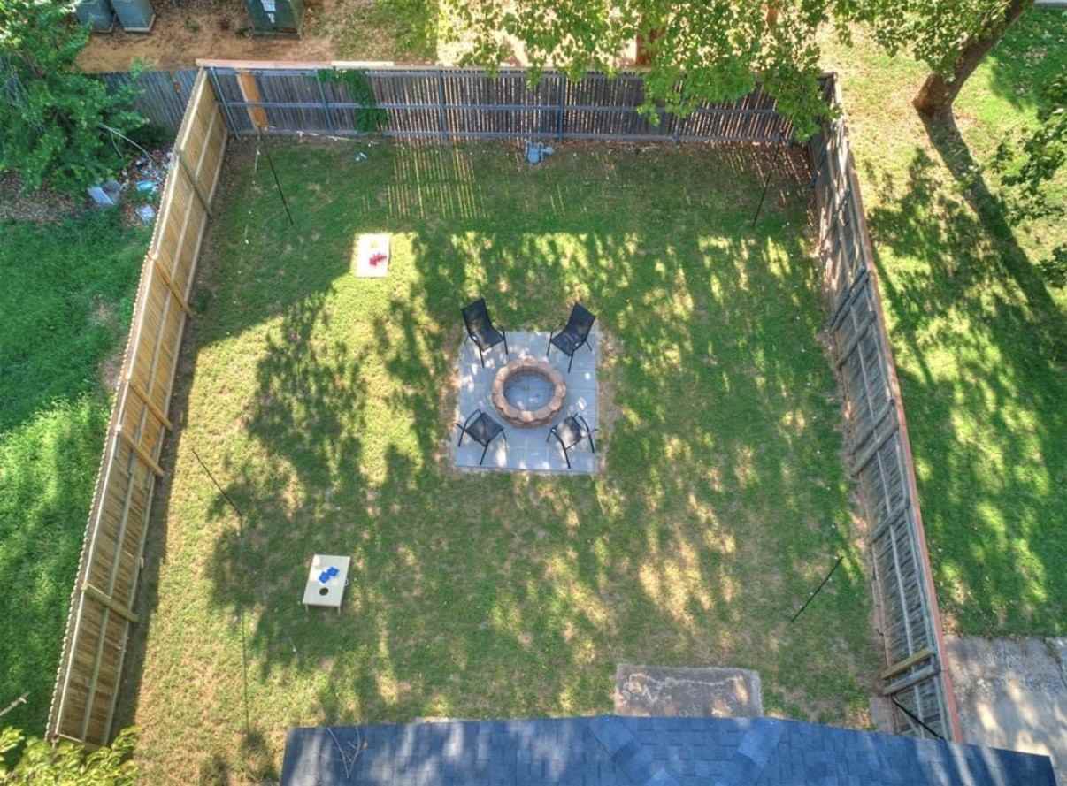 2020 W Brooks St #NA - Photo 6 of 31