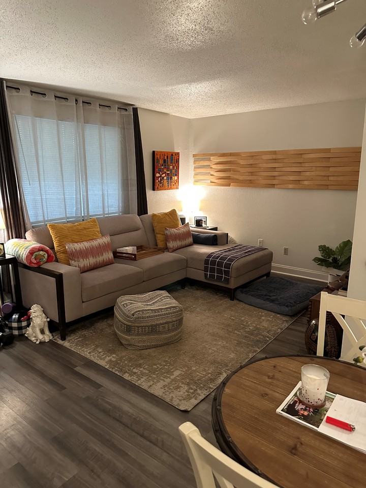2255 Saint Charles Ave #207 - Photo 2 of 14