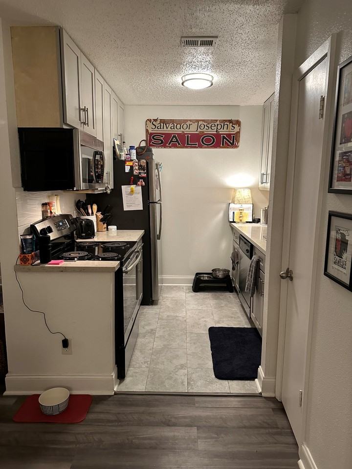 2255 Saint Charles Ave #207 - Photo 5 of 14