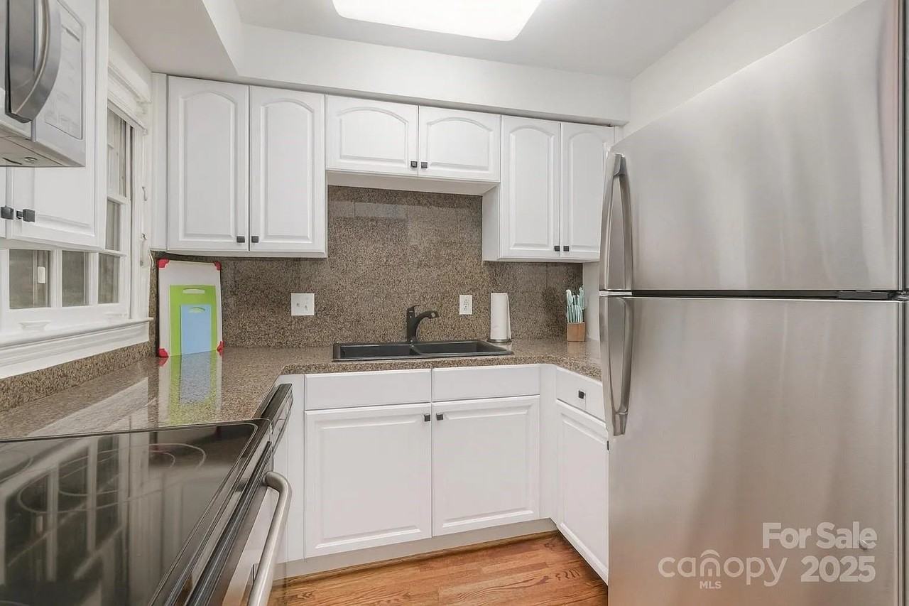 4319 Walker Rd #H - Photo 7 of 14