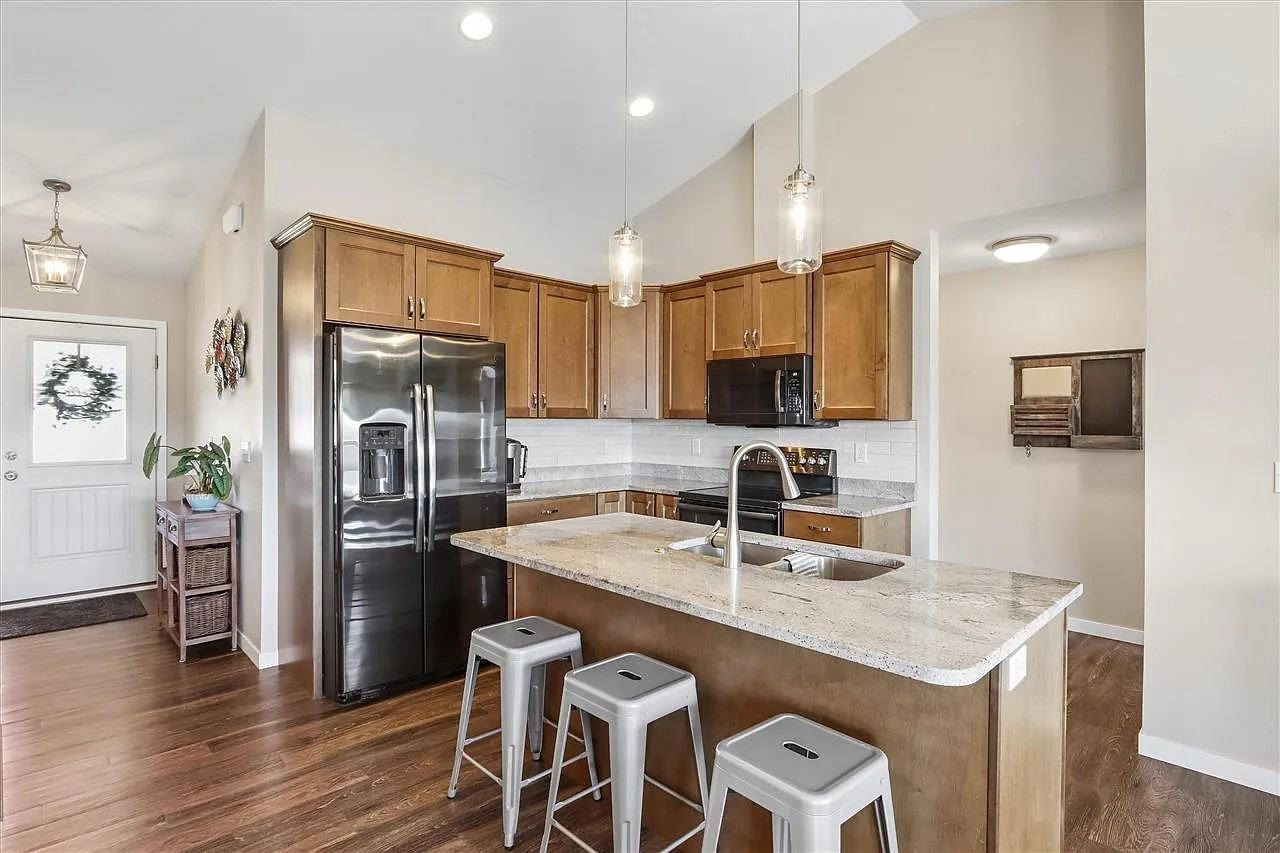 55 Camden Rd #NA - Photo 6 of 26