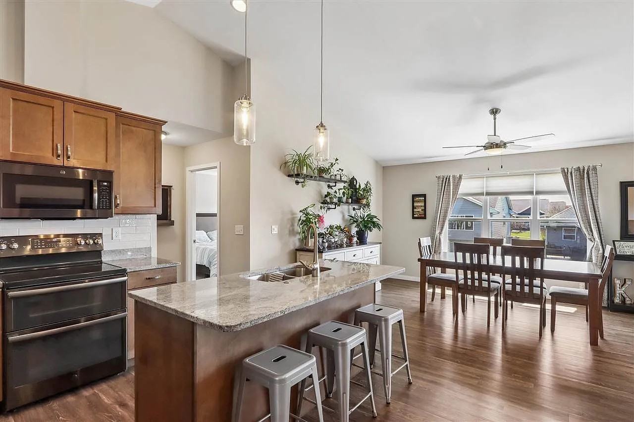 55 Camden Rd #NA - Photo 7 of 26