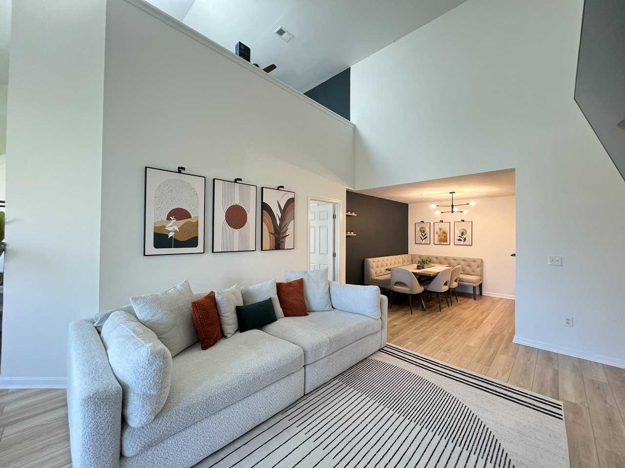 6512 Lake Park Dr #303 - Photo 2 of 24