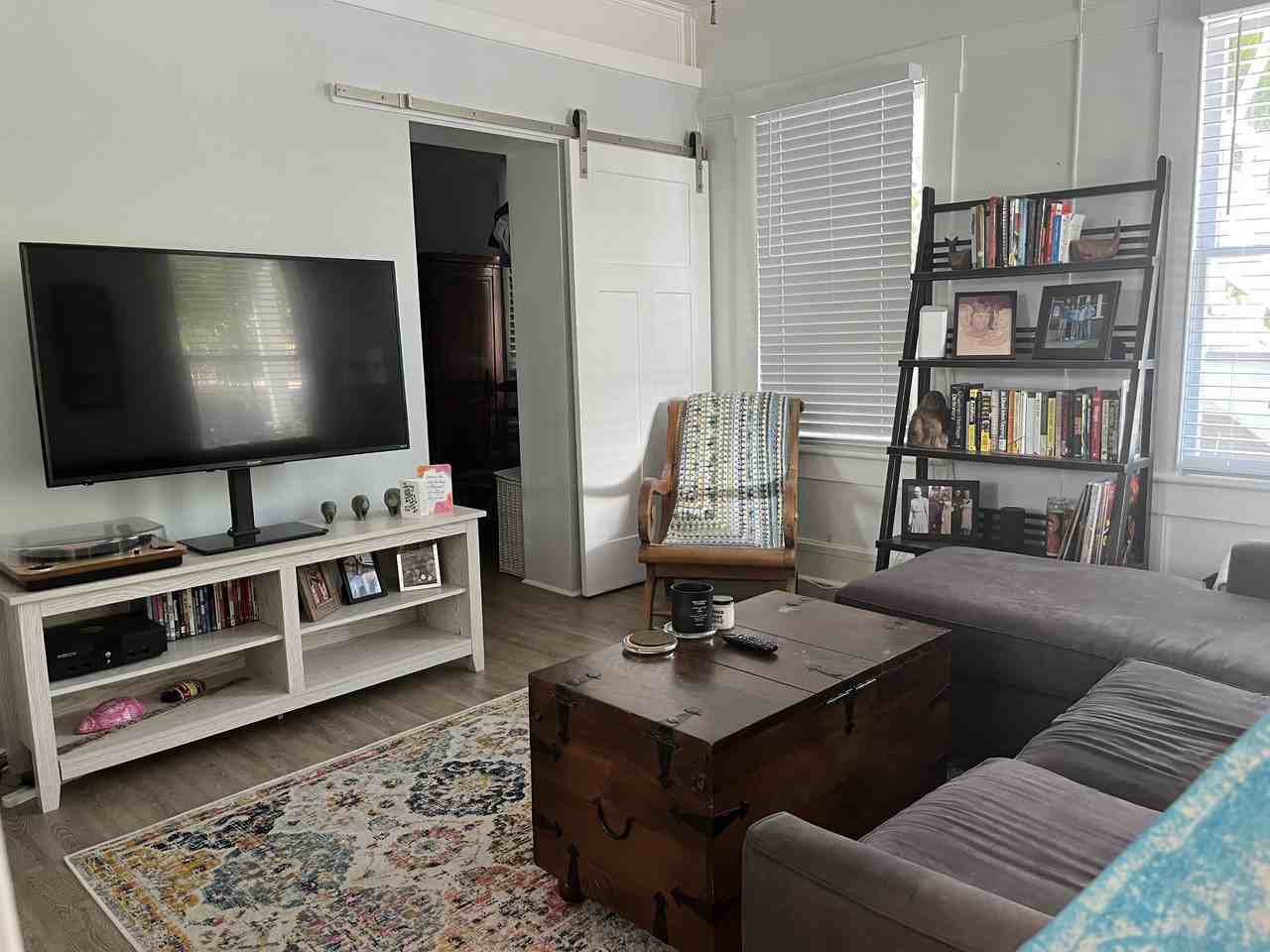 1401 Newton St #1 - Photo 3 of 10