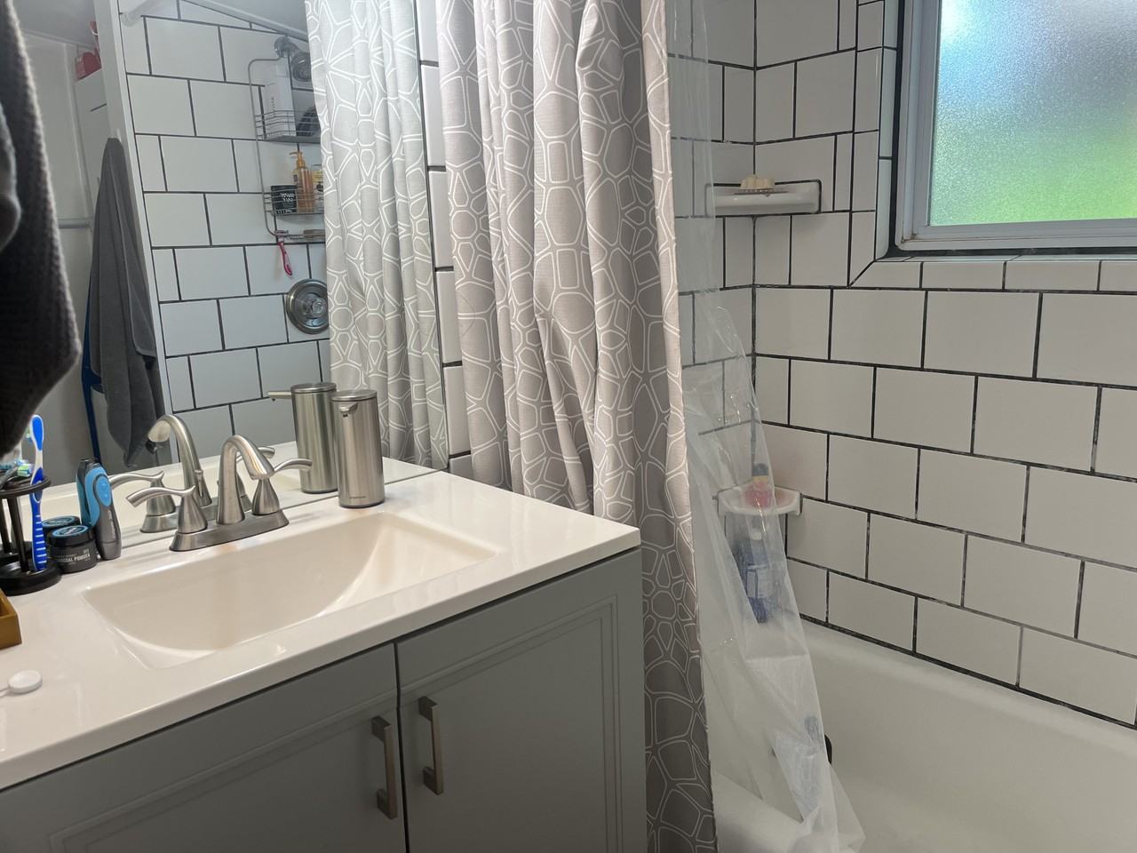 1401 Newton St #1 - Photo 7 of 10