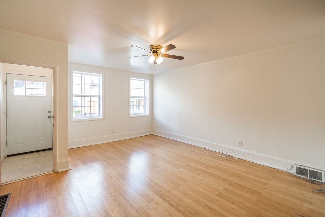 622 S 12th St - Photo 6 of 30