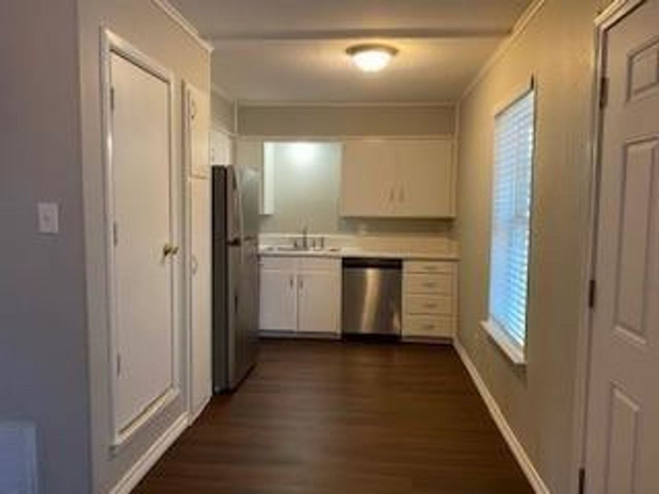 The Reserve Coming Soon May15th move in!! - Photo 3 of 16