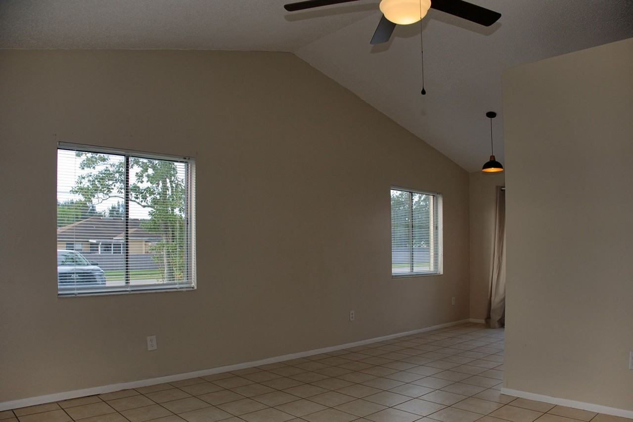 6003 Oleander Dr - Photo 7 of 25